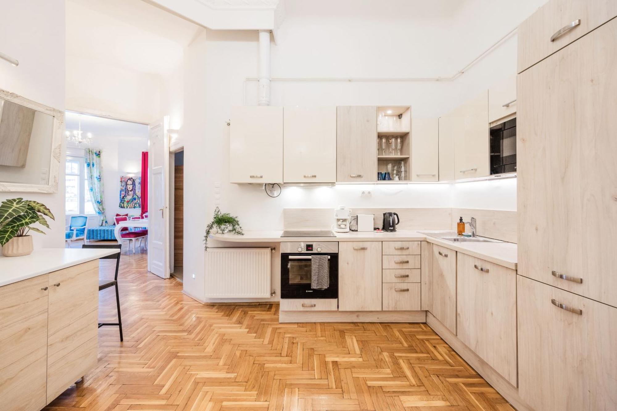 Apartament Amazing View Designer With Sauna And Jacuzzi 3 Min To Opera House Budapeszt